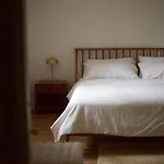 Temi Rooms In Poconos - Modern Chalet