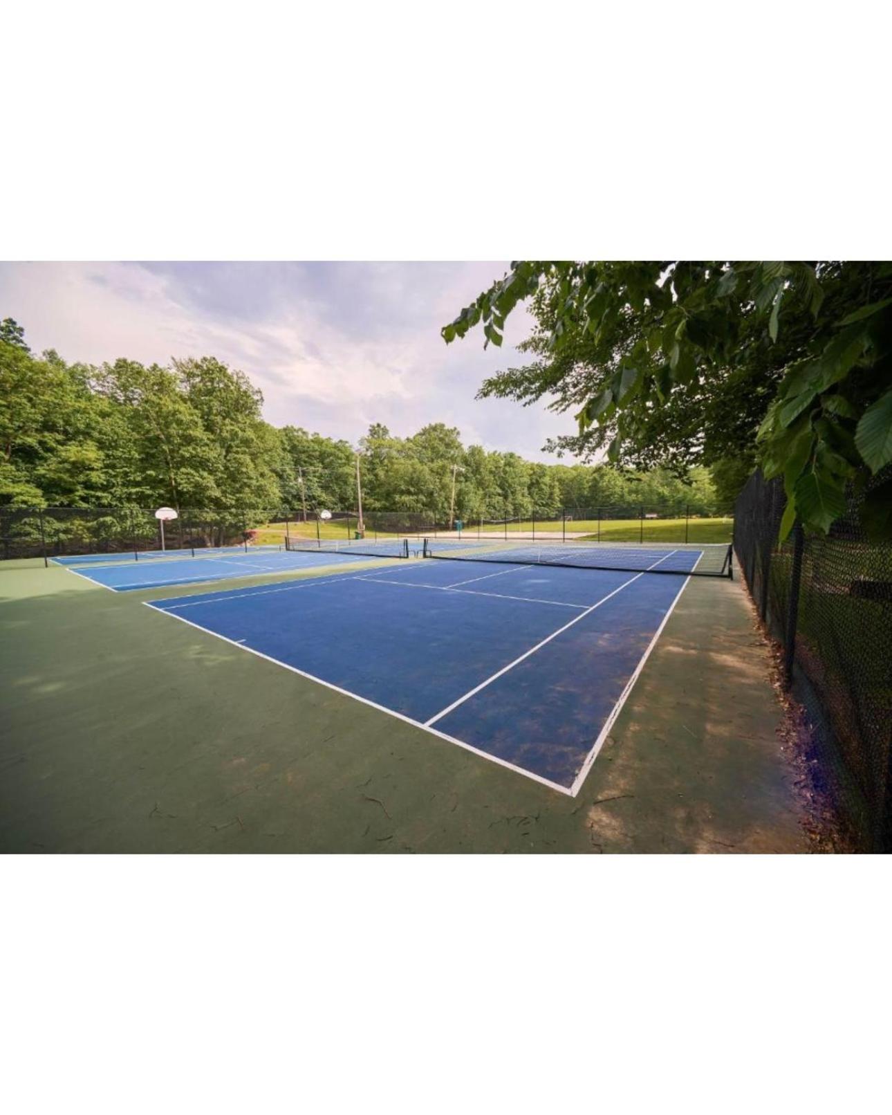 Holiday home Temi In Poconos - Modern East Stroudsburg