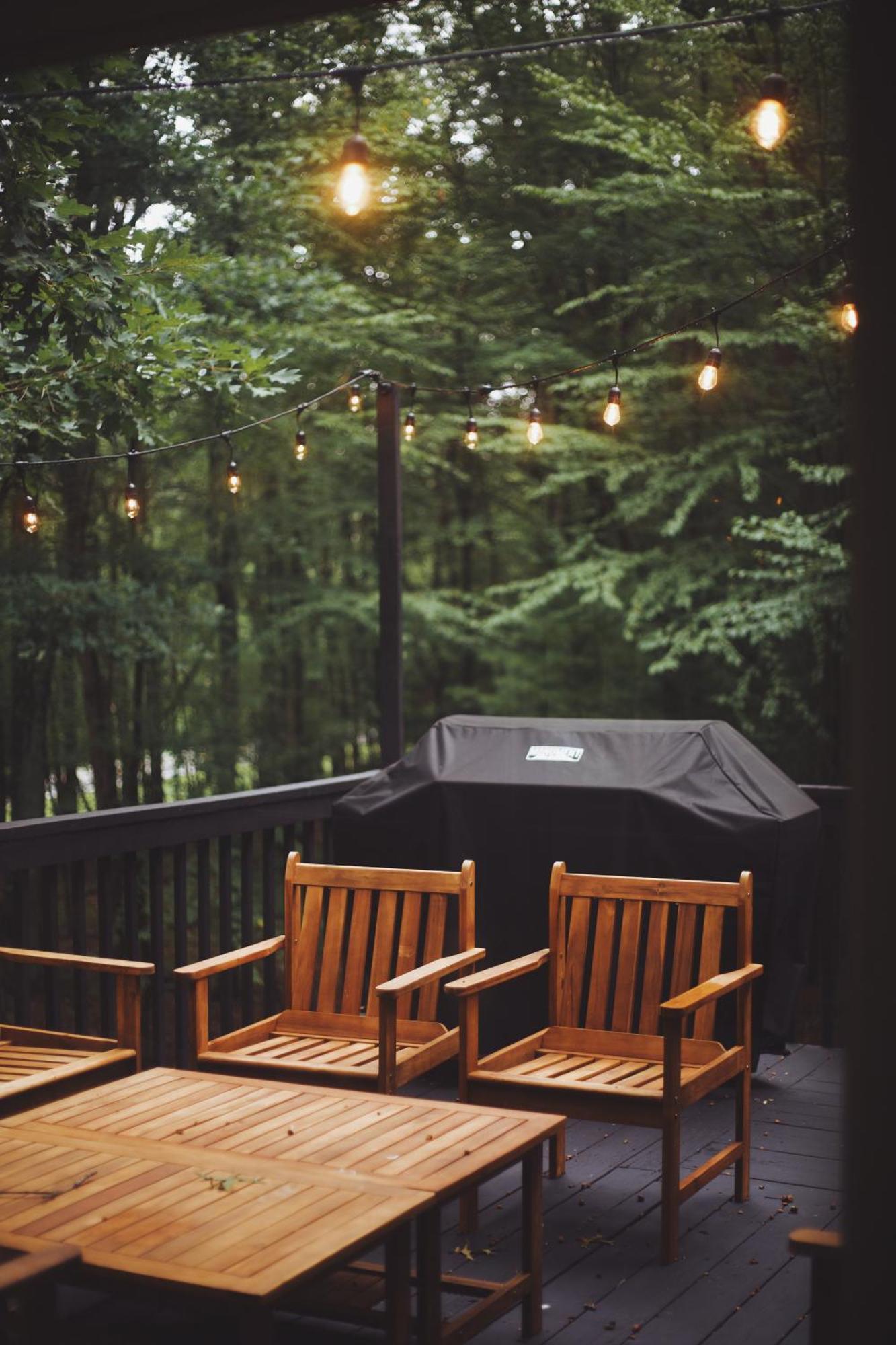 Temi In Poconos - Modern East Stroudsburg